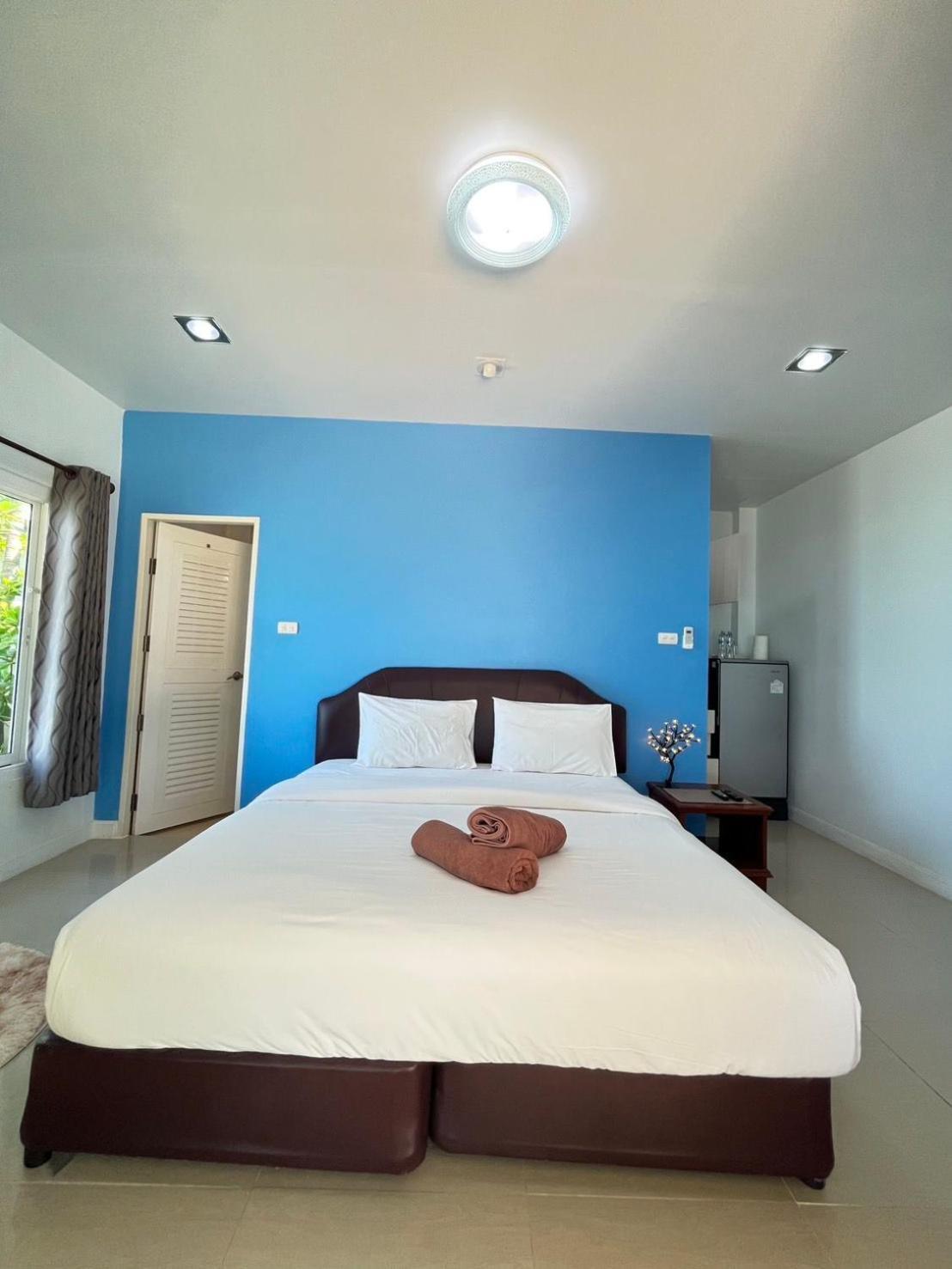 Maenam Villa Hotel Praia de Mae Nam Exterior foto