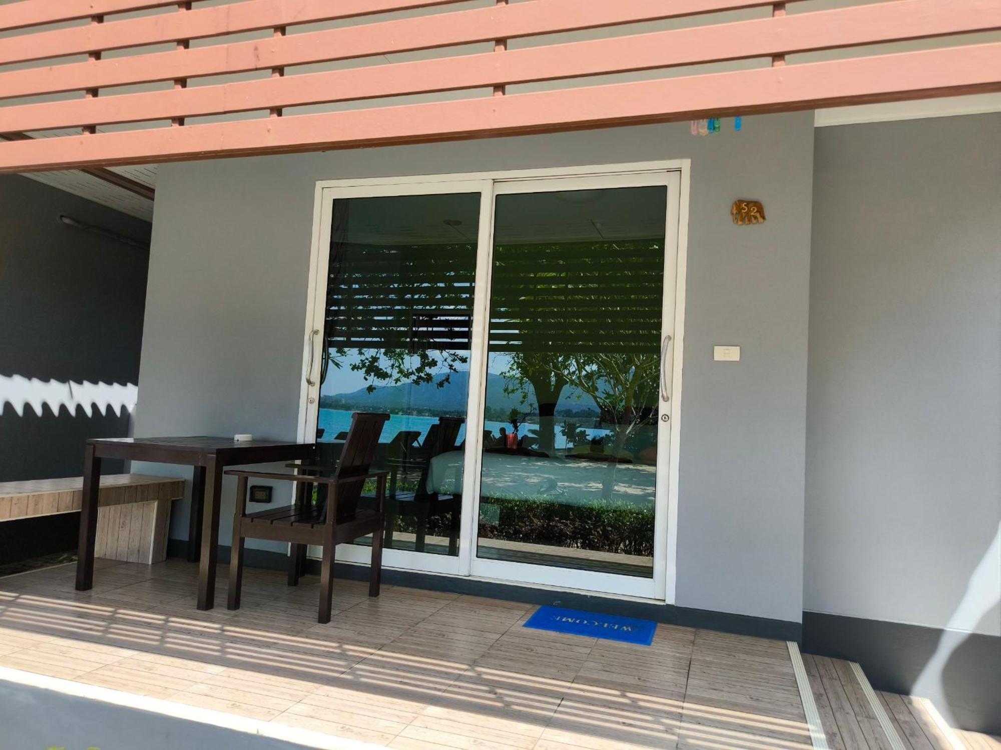 Maenam Villa Hotel Praia de Mae Nam Exterior foto