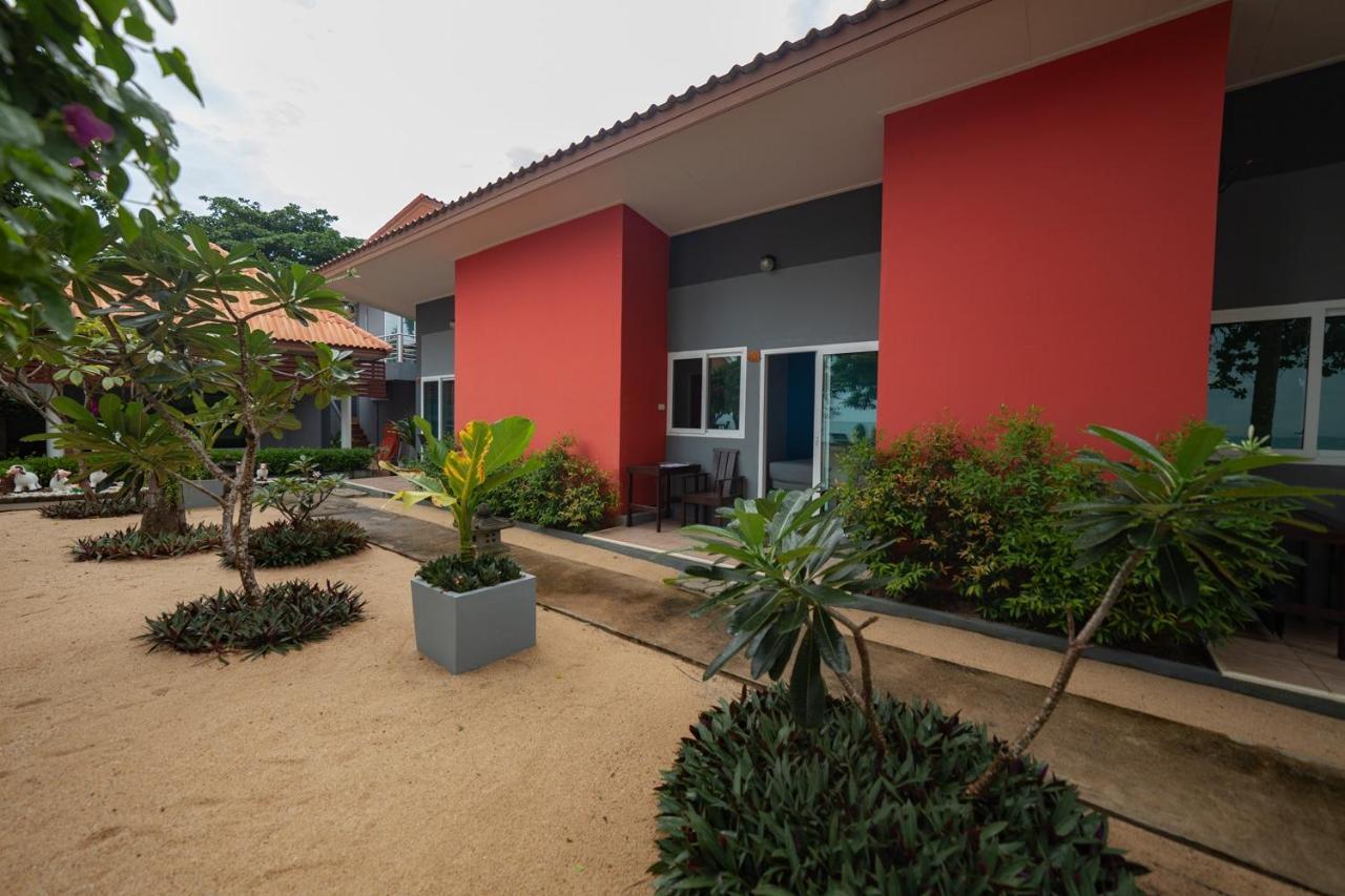 Maenam Villa Hotel Praia de Mae Nam Exterior foto